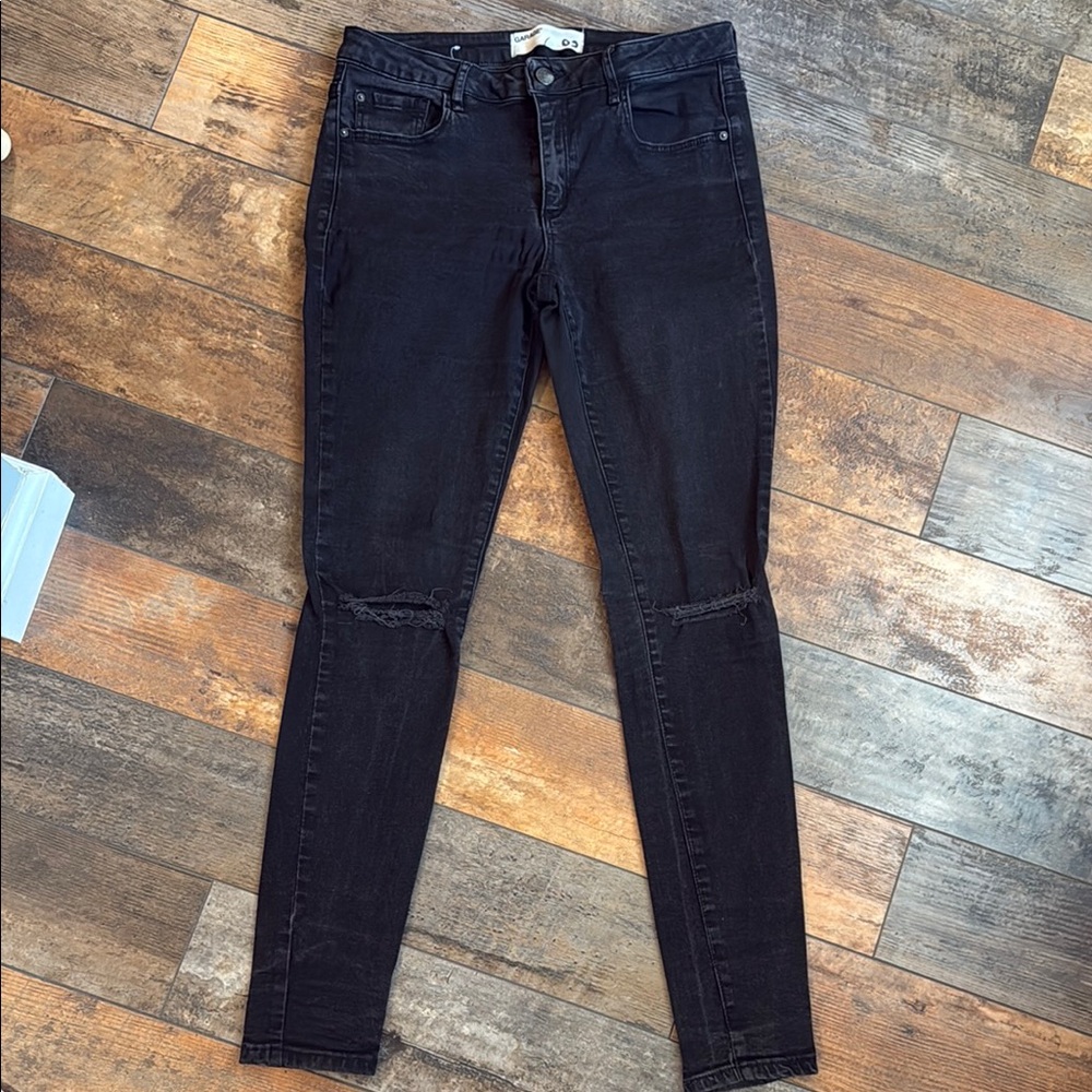 Women's Black Skinny Jeans